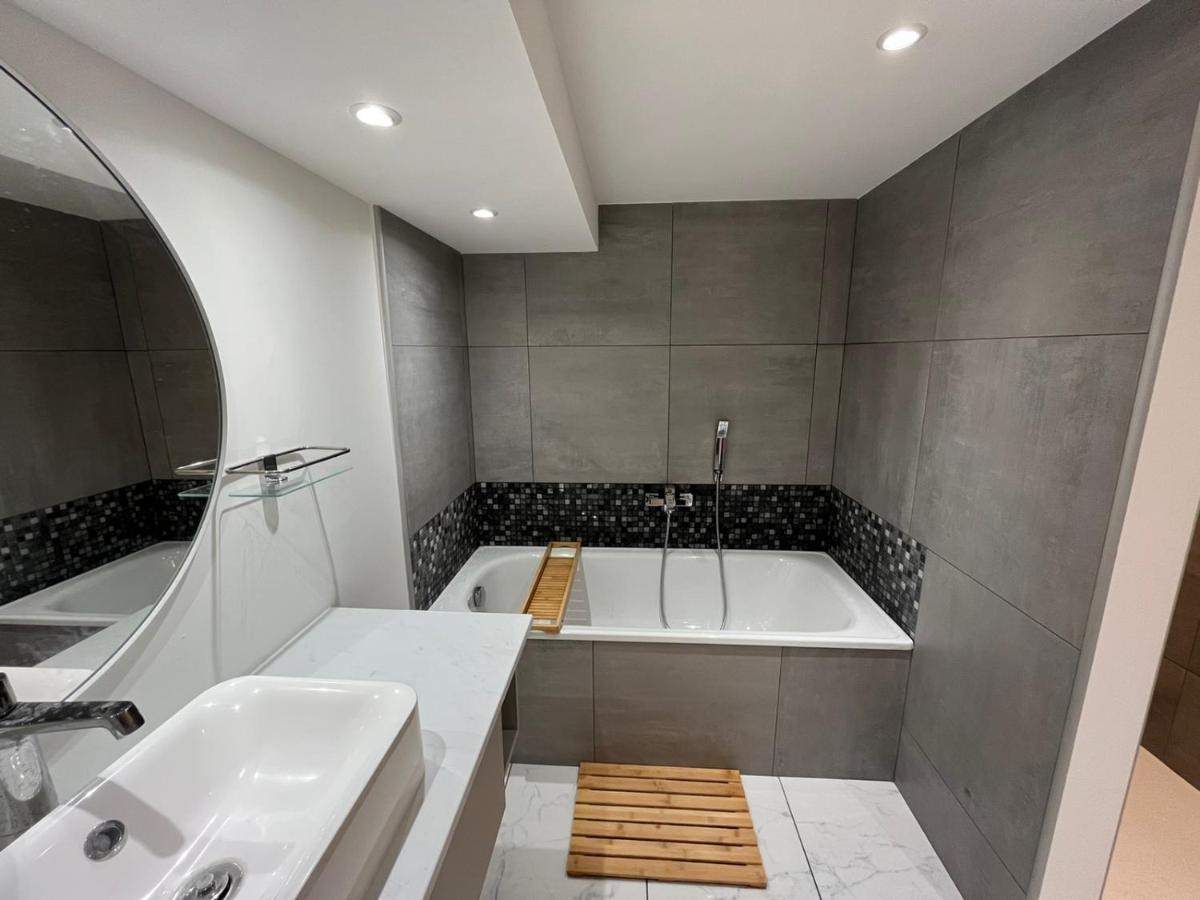 La Botte Apartment เอปินาล ภายนอก รูปภาพ
